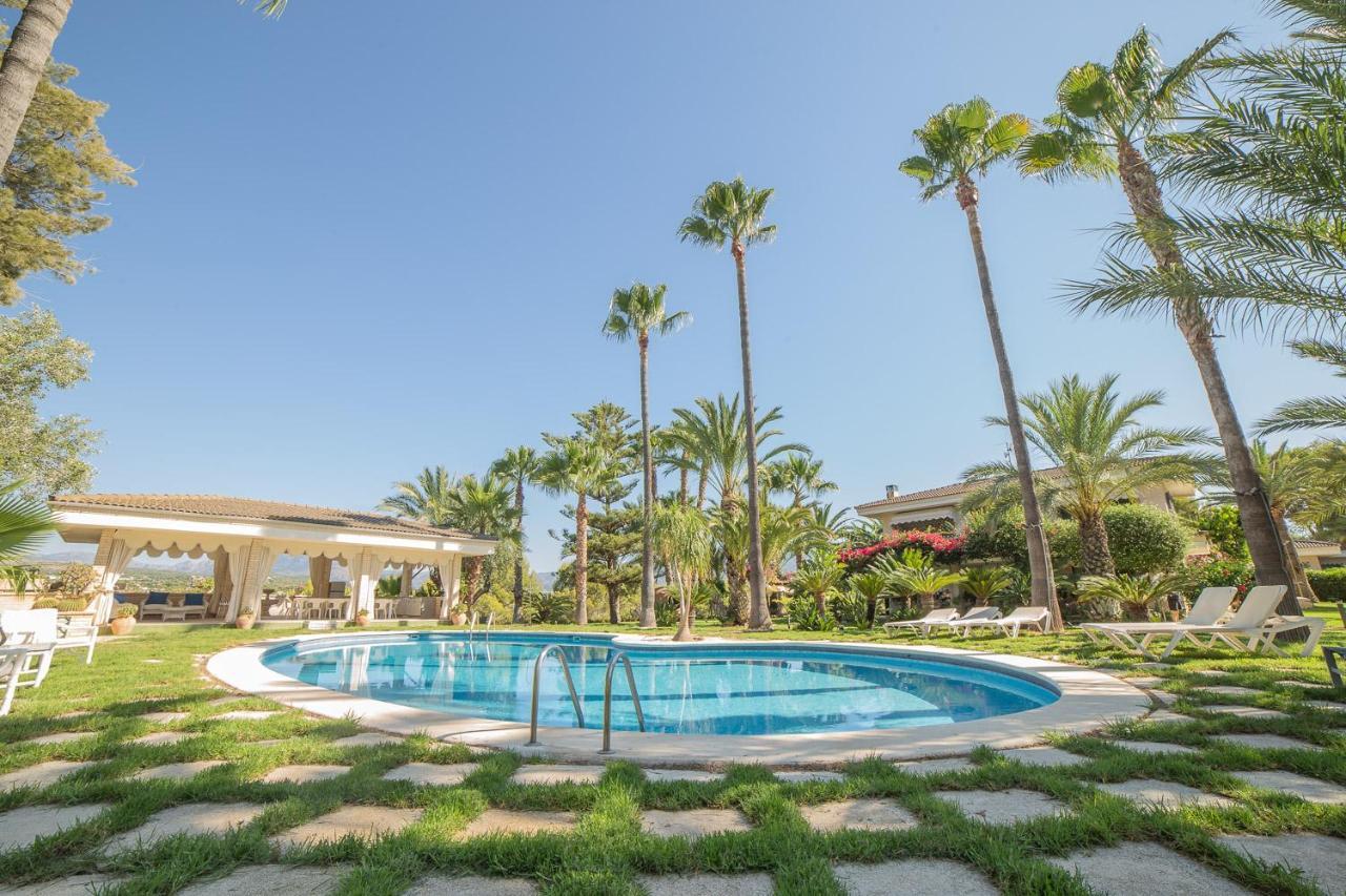 Villa Aldar El Albir Dış mekan fotoğraf
