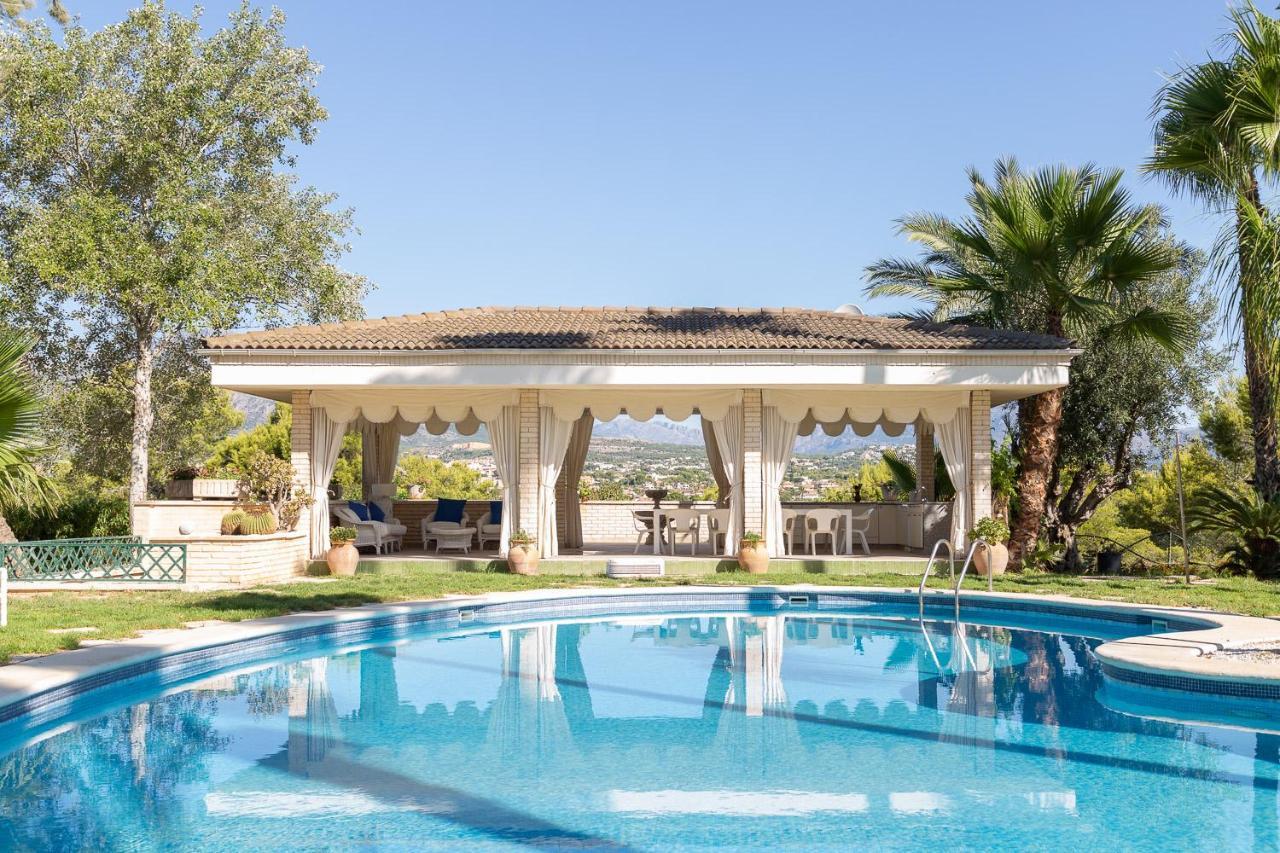 Villa Aldar El Albir Dış mekan fotoğraf