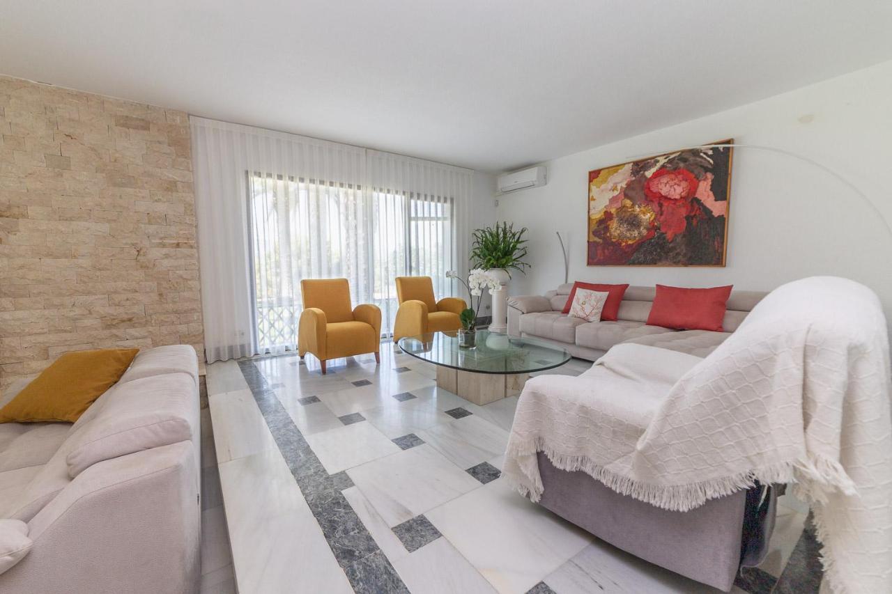 Villa Aldar El Albir Dış mekan fotoğraf